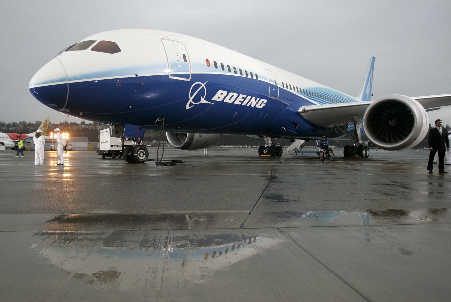 Boeing 787 Seattle'i lennuväljal.
