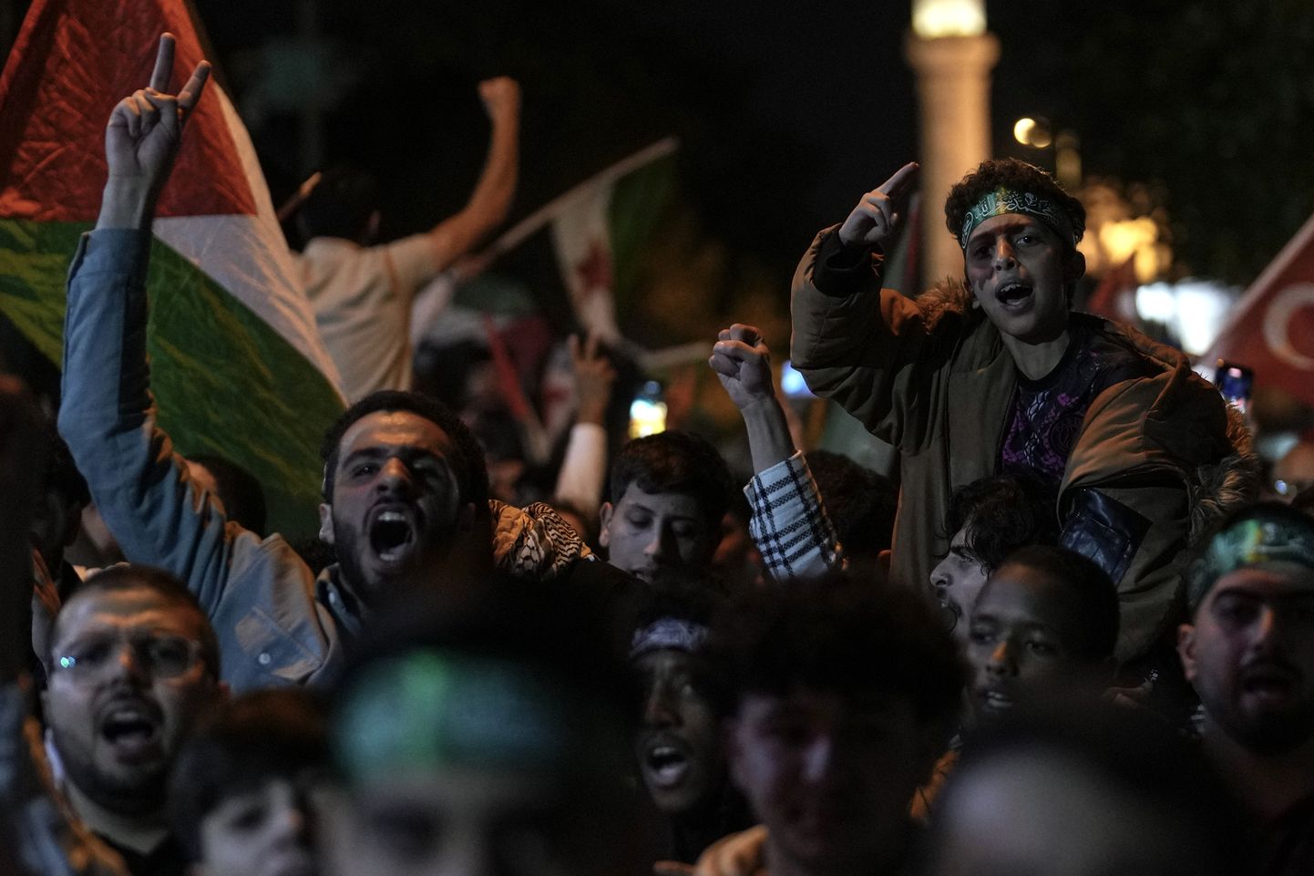 Iisraeli-vastased loosungitega koguneti laupäeva õhtul tänavatele nii Teheranis, Istanbulis, kuid samas ka Berliinis.