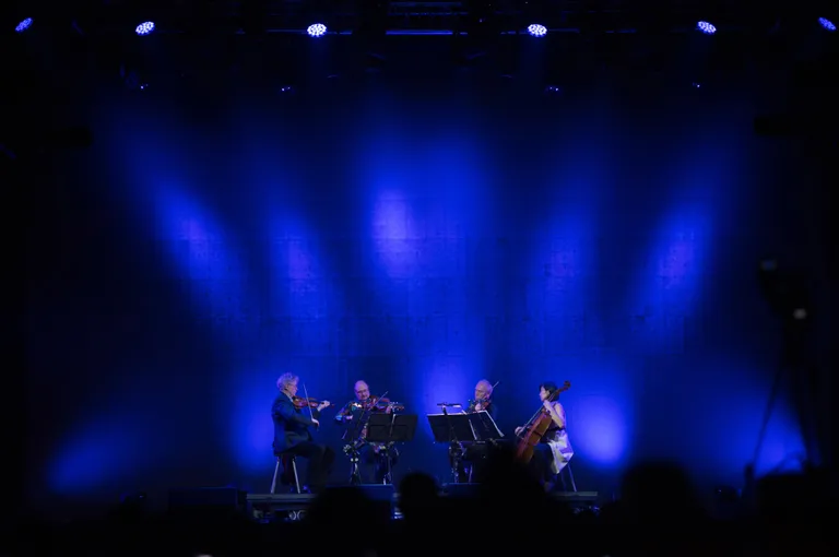 "Kronos Quartet" koncertē "Electric Castle" festivālā Bontidā, Rumānijā, 2019. gadā.