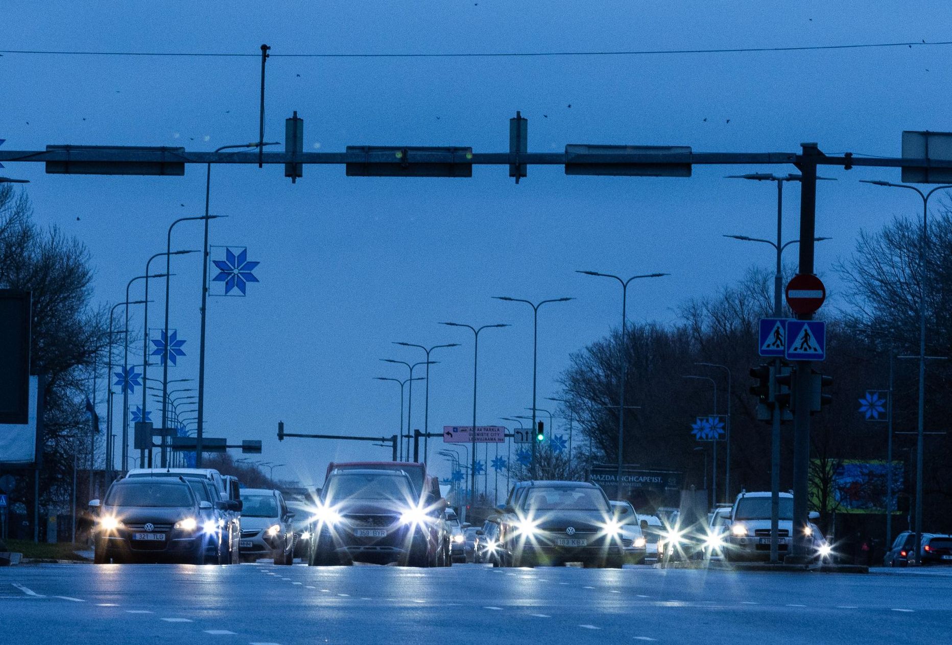 Igal hommikul sõidavad Tallinna kümned tuhanded autod, mis ­pargivad linnas terve päeva ja suunduvad õhtul taas linnast välja.