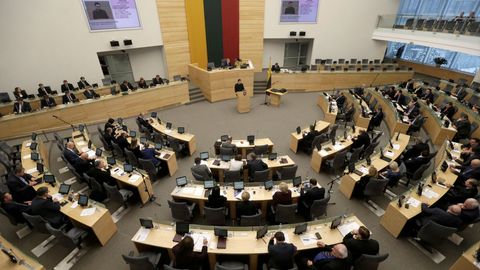 В Литве усложнят участие в выборах для бывших советских коммунистов