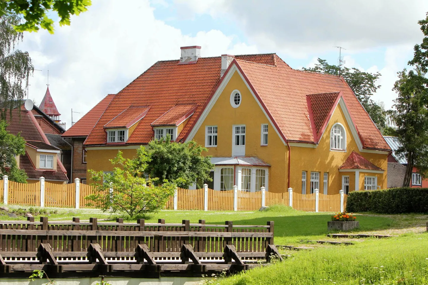 Noortepäeval kutsuvad noored osalema töötubades, kus räägitakse vaimse tervisega seotud muredest.