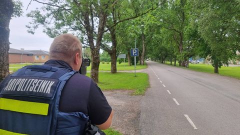 Eelnevalt avalikustatud politseireid tabas raske jalaga autojuhti ikkagi üllatusena