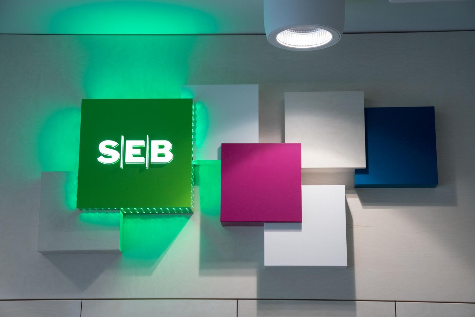 SEB sulges viiruse leviku tõttu ajutiselt Pärnu kontori.