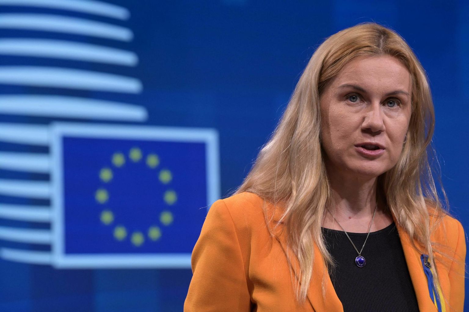 Euroopa Komisjoni energeetikavolinik Kadri Simson lubab raskel ajal erakorralisi abinõusid tarvitada.
