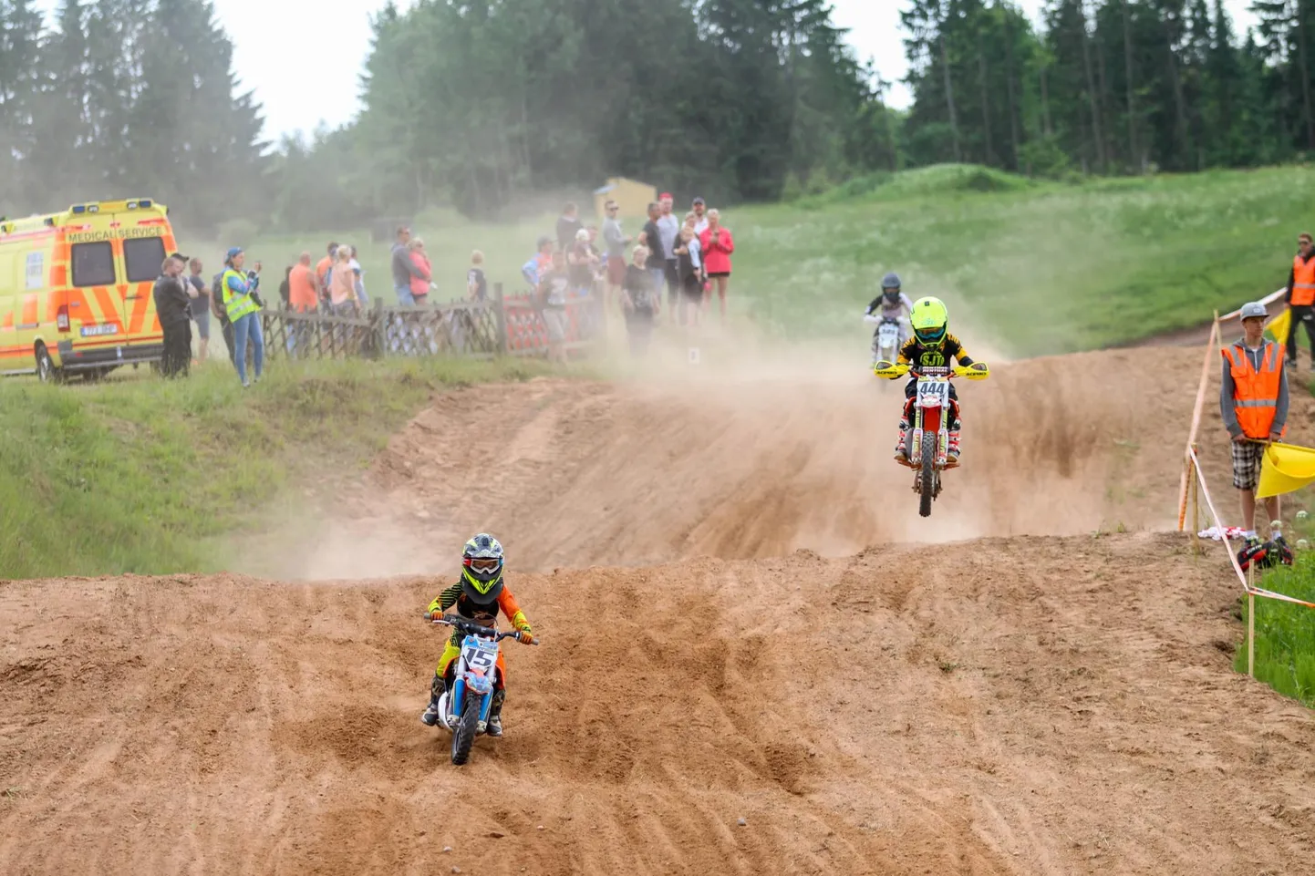 Motokross Jaanikese krossirajal.