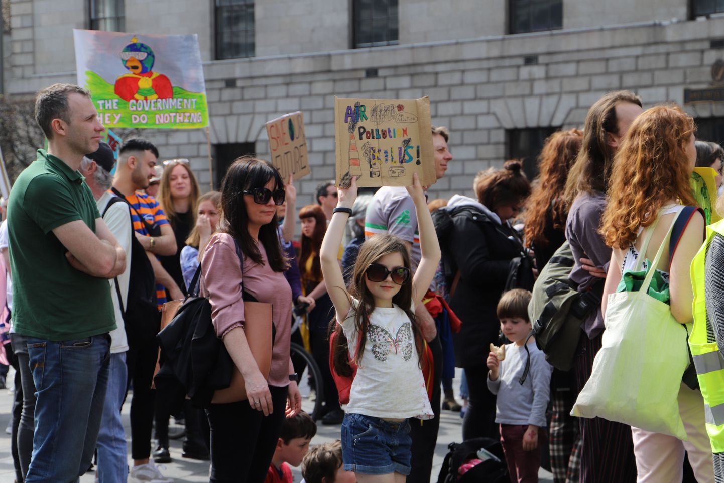 Kliimamuutuste vastane meeleavaldus Iirimaa pealinnas Dublinis 19. aprillil.