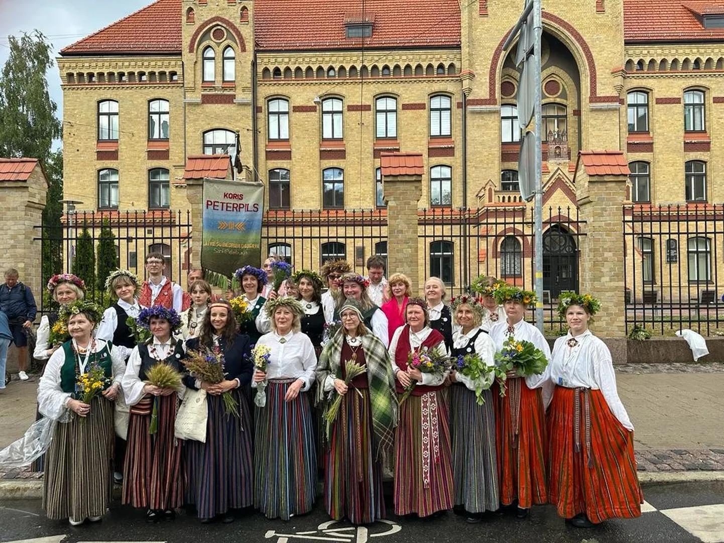 На Праздник песни приехали латышские хоры "Талава" и "Петерпилс" из России