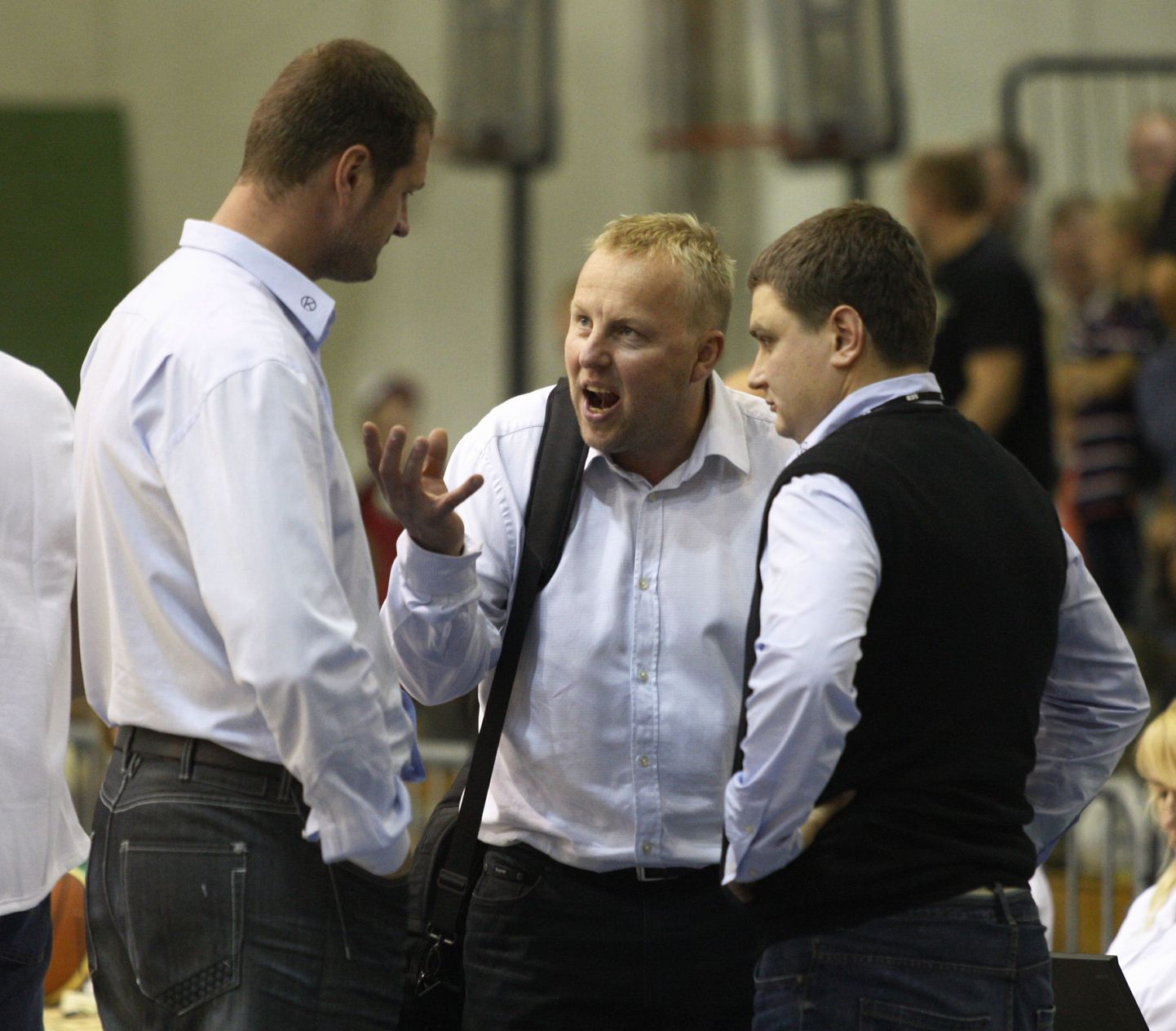 Alar Varrak, Aivar Kuusmaa ja Martin Müürsepp 2011. aastal Kalev/Cramot juhendamas.