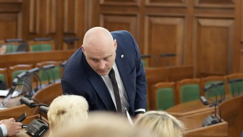 Kulbergs: Neoficiāli izskanējušais amatu sadalījums topošajā valdībā esot pietuvināts reālajam, bet 