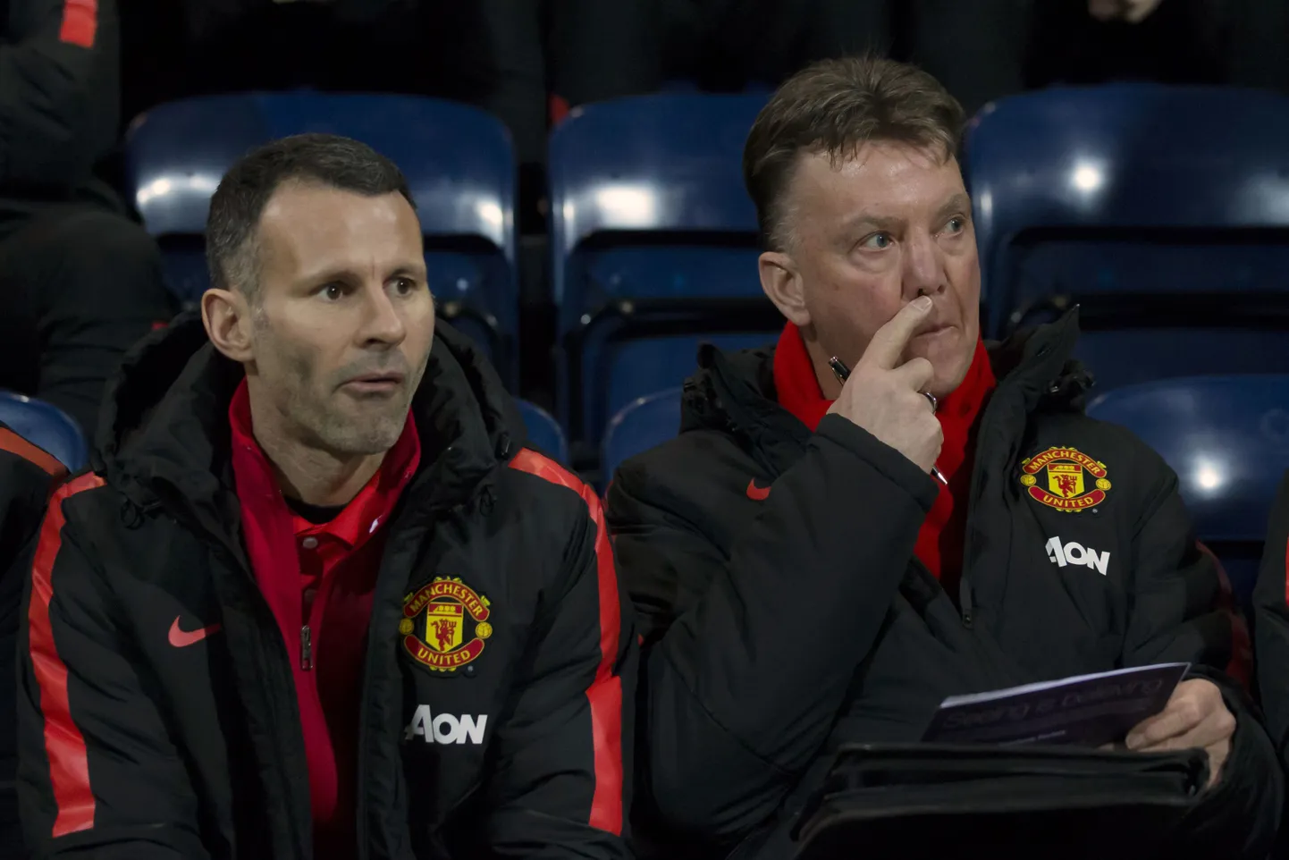 Ryan Giggs ja Louis van Gaal.
