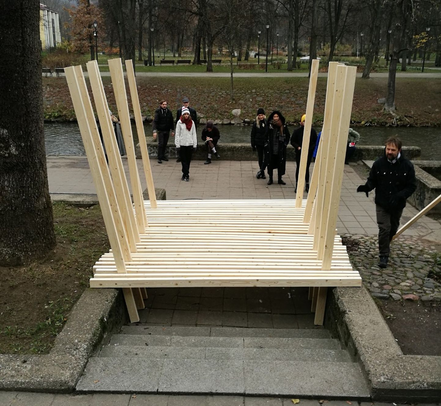 EKA sisearhitektuuritudengid ehitavad Vilniuses maaalust sauna