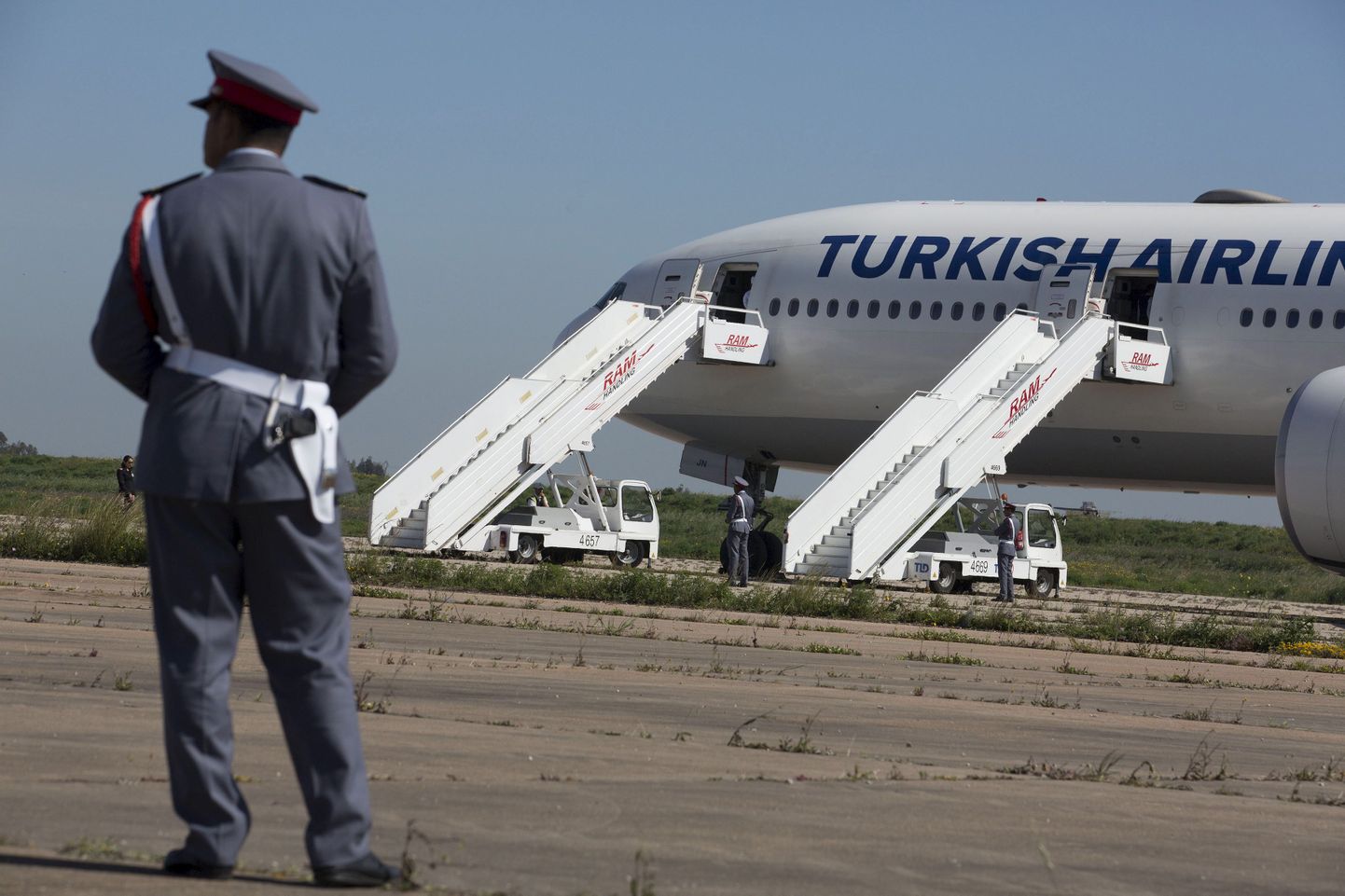 Casablancas hädamaandumise teinud Turkish Airlinesi lennuk.