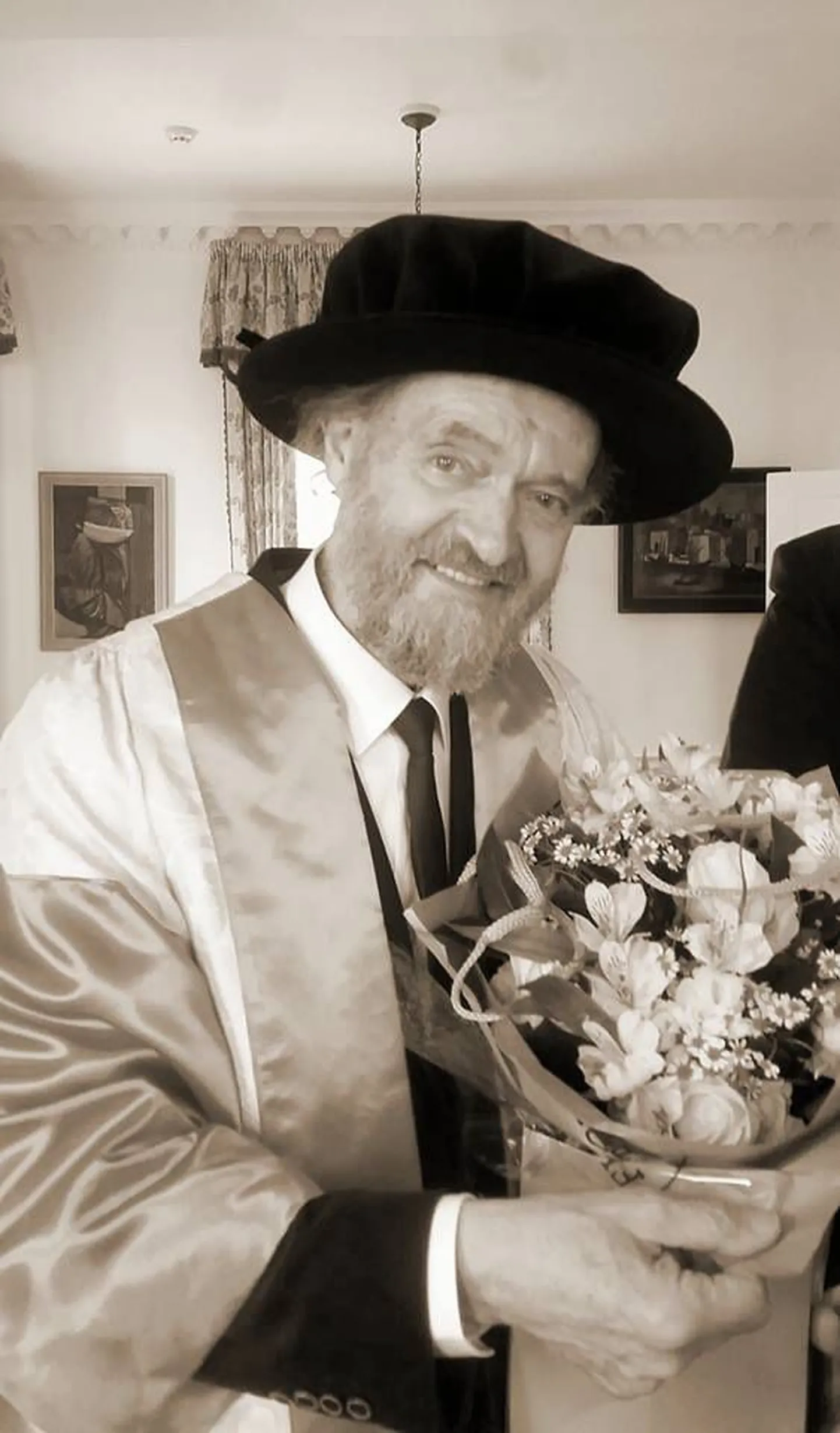 Oxfordi ülikool andis 22. juunil toimunud pidulikul tseremoonial Arvo Pärdile muusika audoktori kraadi.
