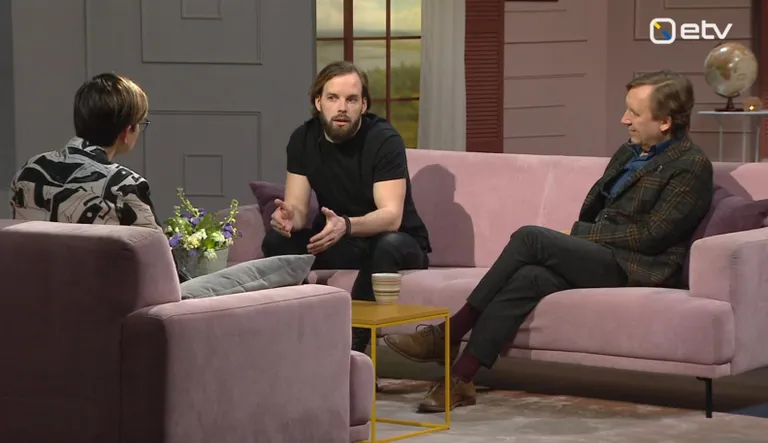 «Hommik Anuga» saates olid külas kauaoodatud Eesti filmi «Apteeker Melchior» peategelast kehastav Märten Metsaviir ja filmi režissöör Elmo Nüganen.