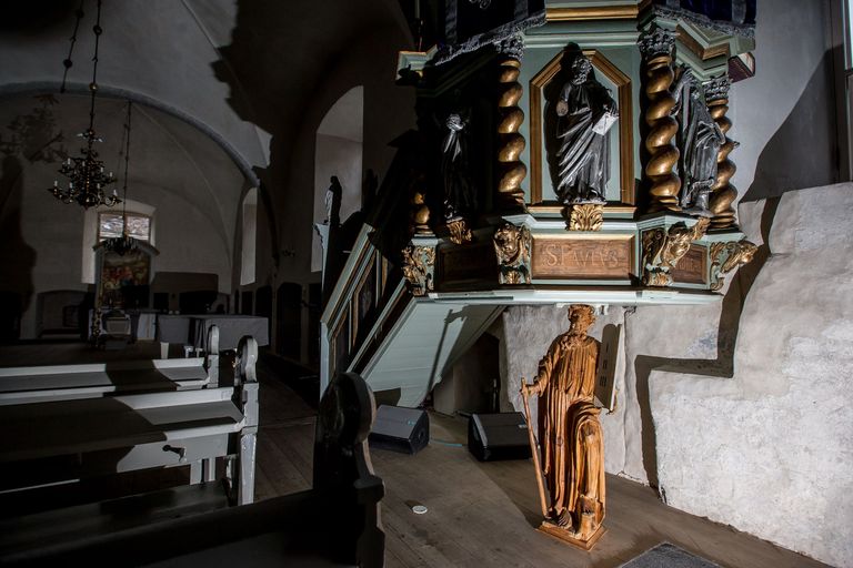 Moosese kuju tagasi Rootsi-Mihkli kirikus. Foto: Sander Ilvest.