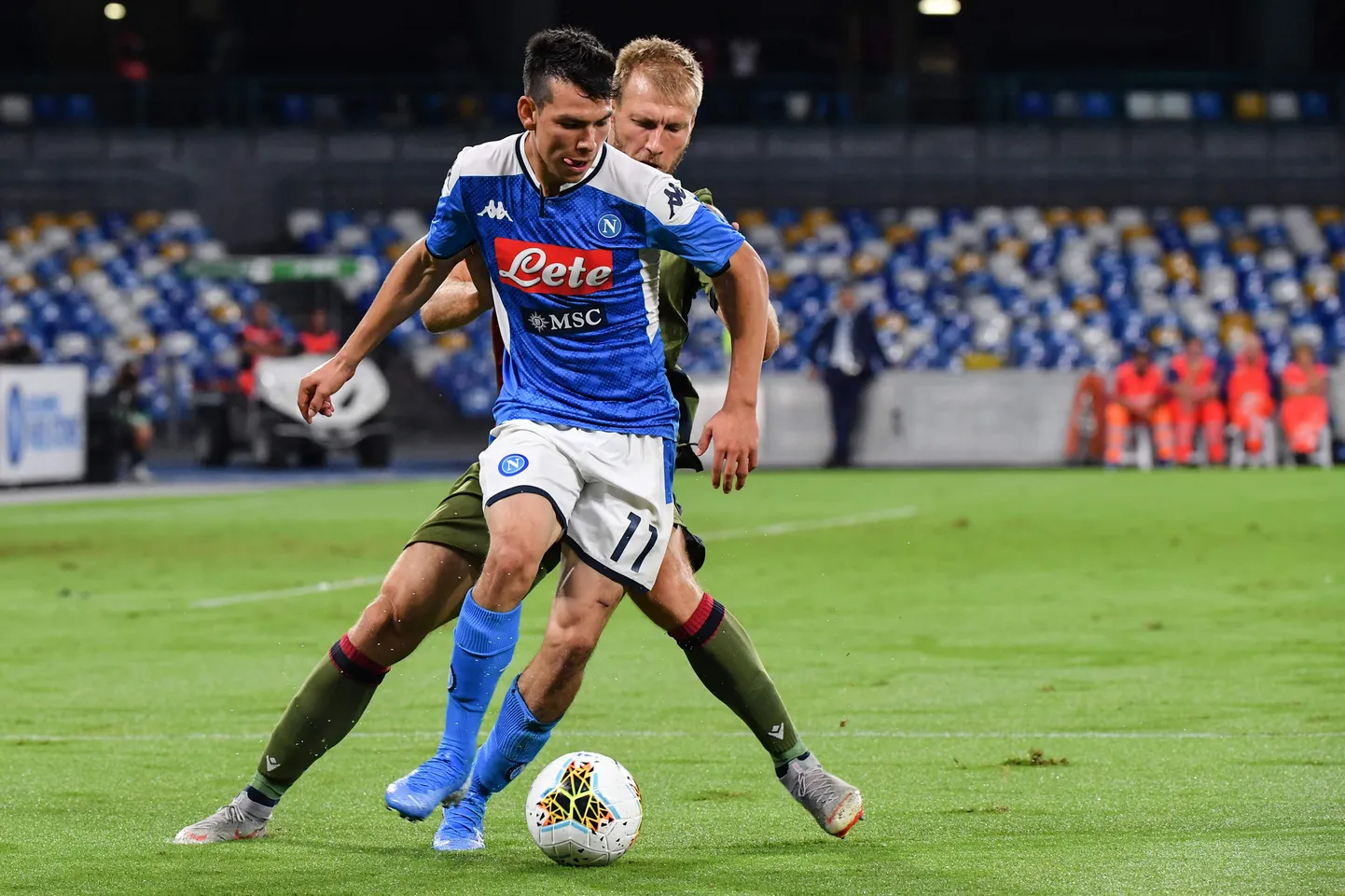 Ragnar Klavan ja Hirving Lozano.