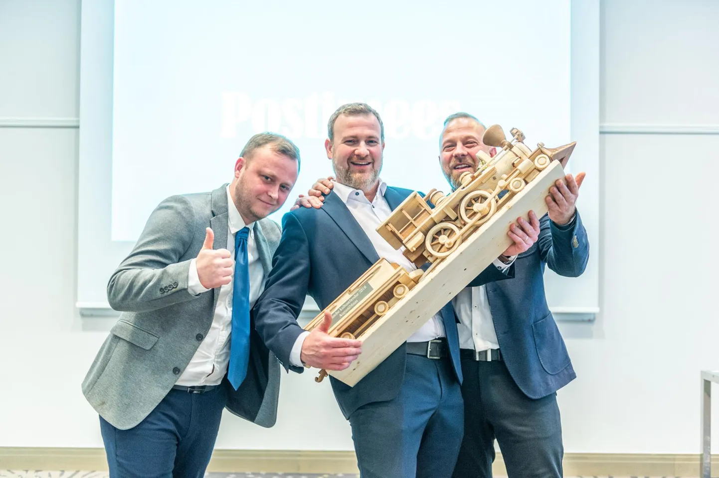 Kultuurivedur 2018 laureaat on Augustibluus. Fotol vasakult festivali korraldajad Martti Mutli, Indrek Ditmann ja Raul Ukareda.
